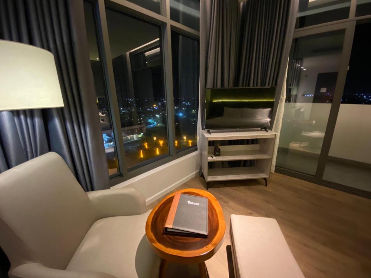Newcc Hotel And Serviced Apartment Quang Ngai Exterior photo